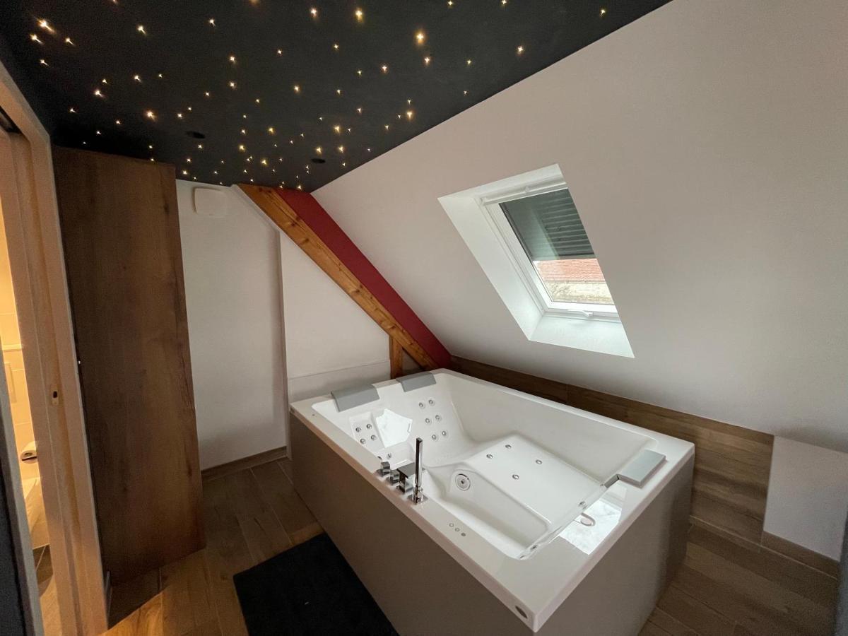 Gite Spa L'Atelier Emile - Spa Privatif - 5 Min Colmar Sainte-Croix-en-Plaine Exteriör bild