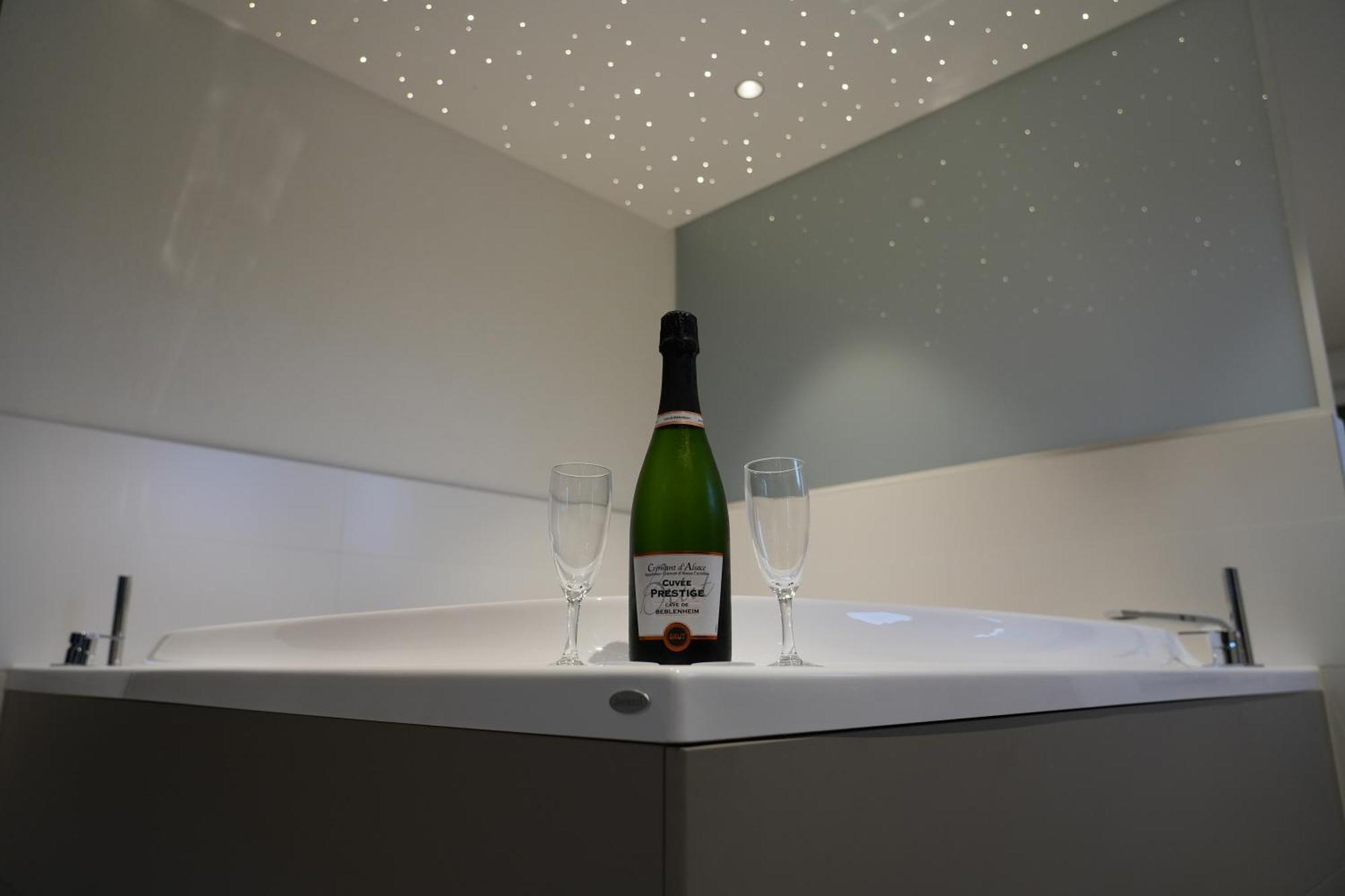 Gite Spa L'Atelier Emile - Spa Privatif - 5 Min Colmar Sainte-Croix-en-Plaine Exteriör bild