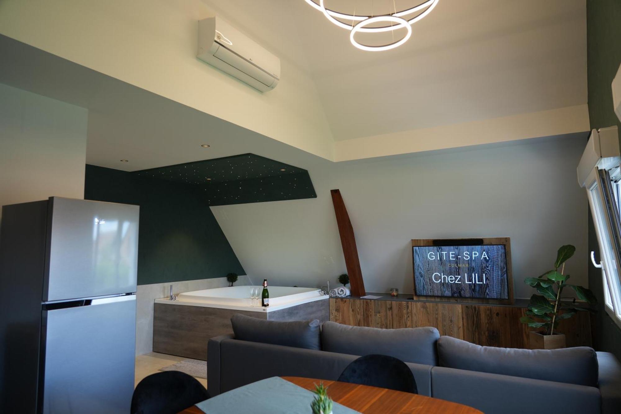 Gite Spa L'Atelier Emile - Spa Privatif - 5 Min Colmar Sainte-Croix-en-Plaine Exteriör bild