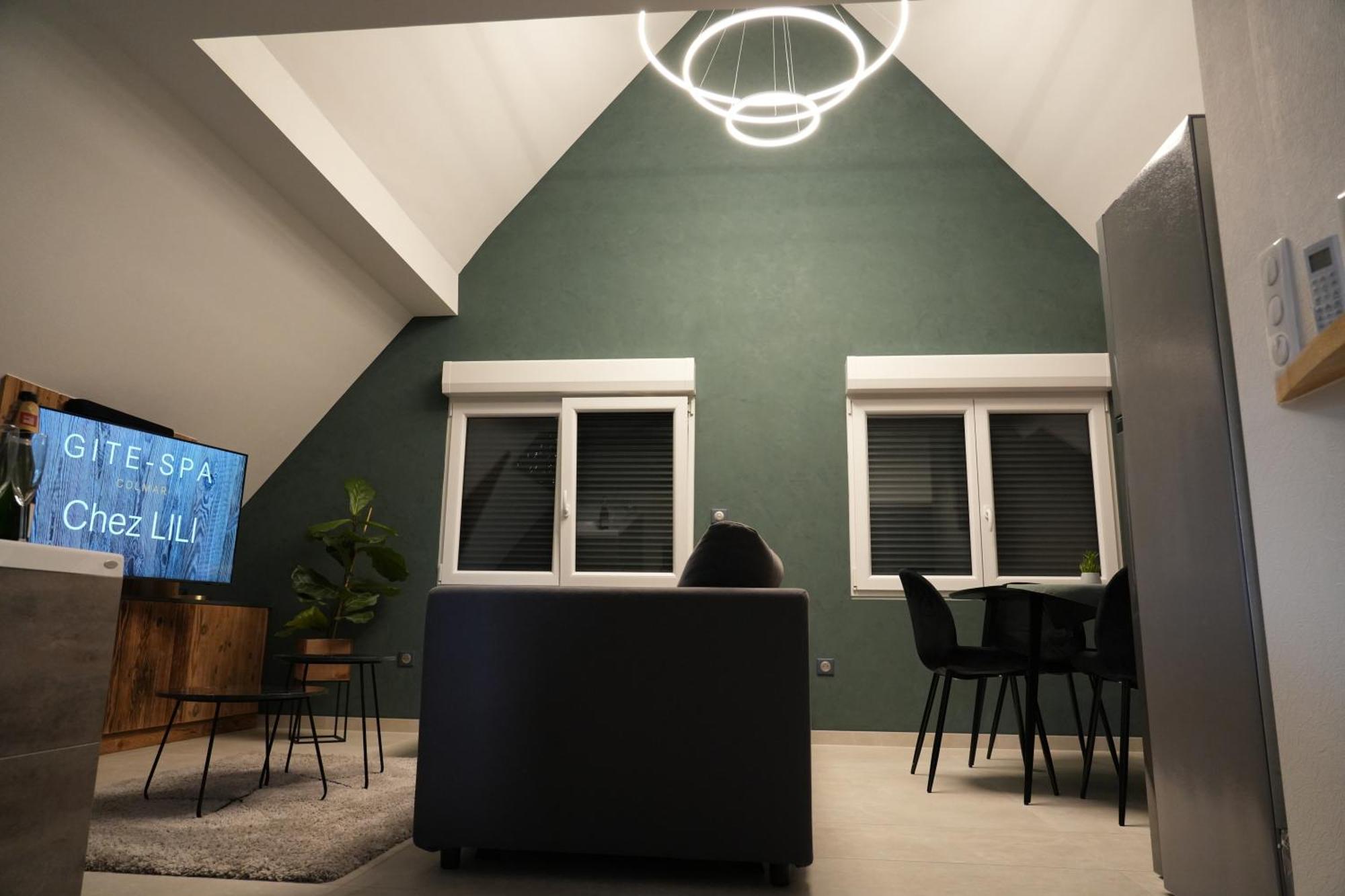 Gite Spa L'Atelier Emile - Spa Privatif - 5 Min Colmar Sainte-Croix-en-Plaine Exteriör bild
