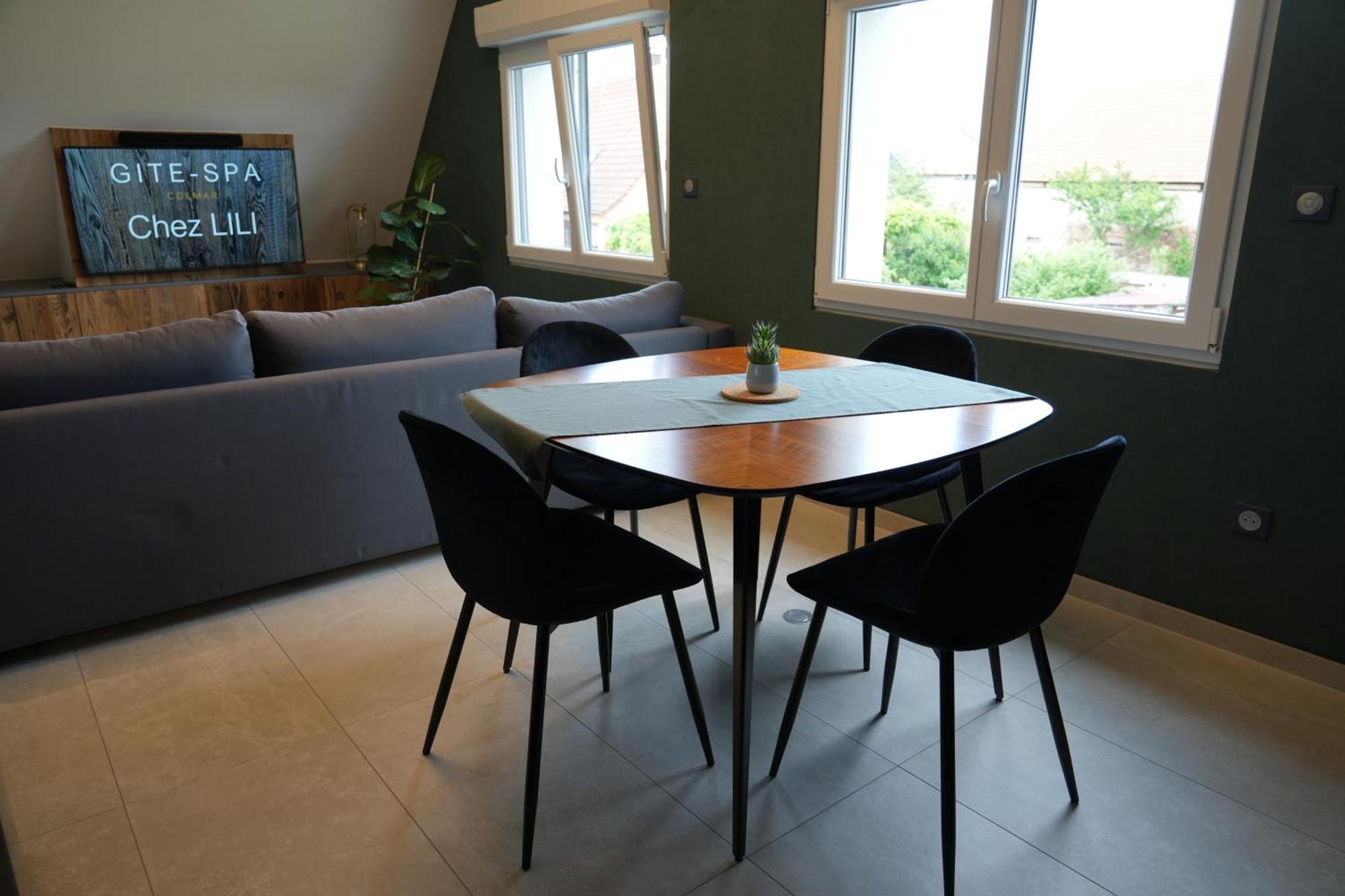 Gite Spa L'Atelier Emile - Spa Privatif - 5 Min Colmar Sainte-Croix-en-Plaine Rum bild